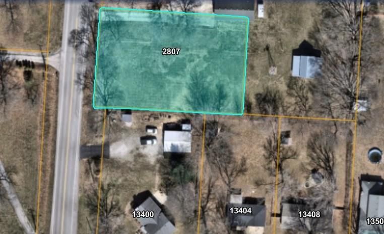 2807 N Liberty St, Independence, MO 64050