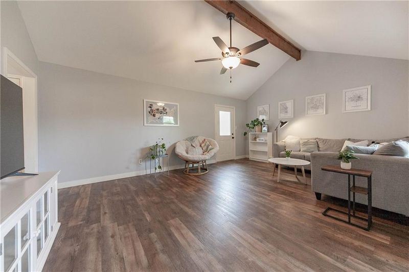 2701 Pebble Ln, Lawrence, KS 66047