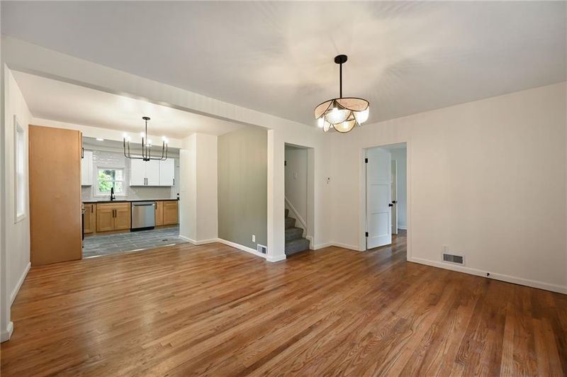514 W 85th Ter, Kansas City, MO 64114