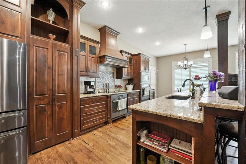9208 SW Whispy Way, Lee's Summit, MO 64064