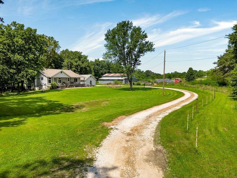 352 NW 1401st Rd, Holden, MO 64040