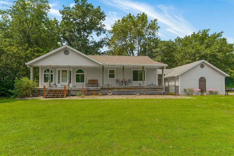 352 NW 1401st Rd, Holden, MO 64040