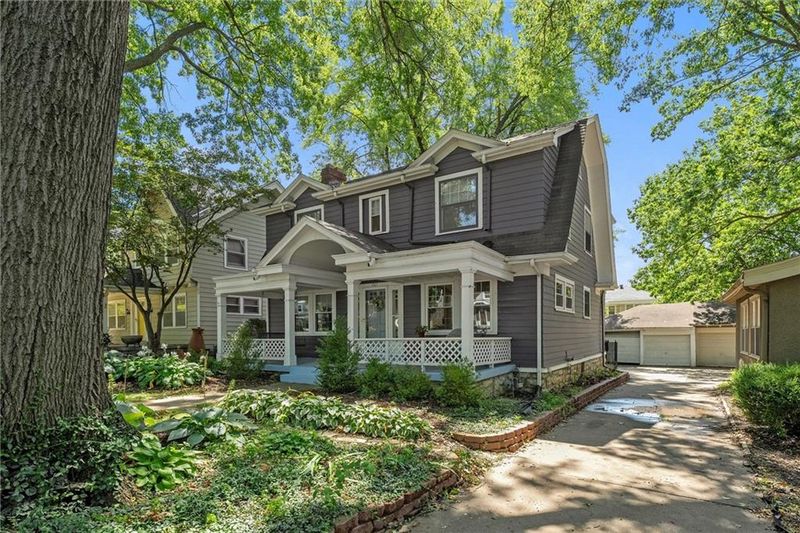 821 W 71st Ter, Kansas City, MO 64114