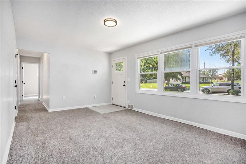 7123 E 111th Ter, Kansas City, MO 64134