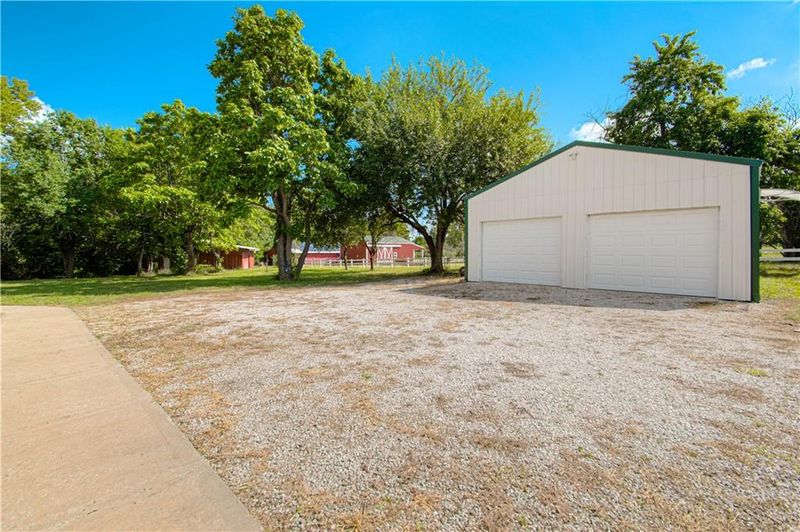 32601 Harmony Rd, Paola, KS 66071