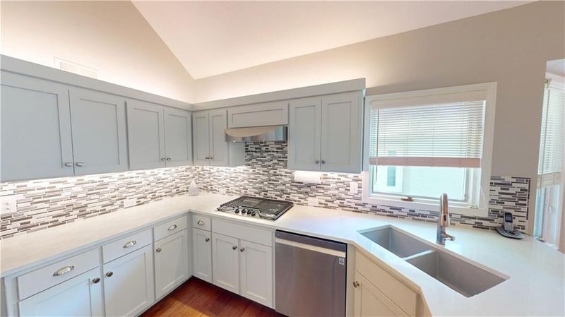 13203 W 85th Ct, Lenexa, KS 66215