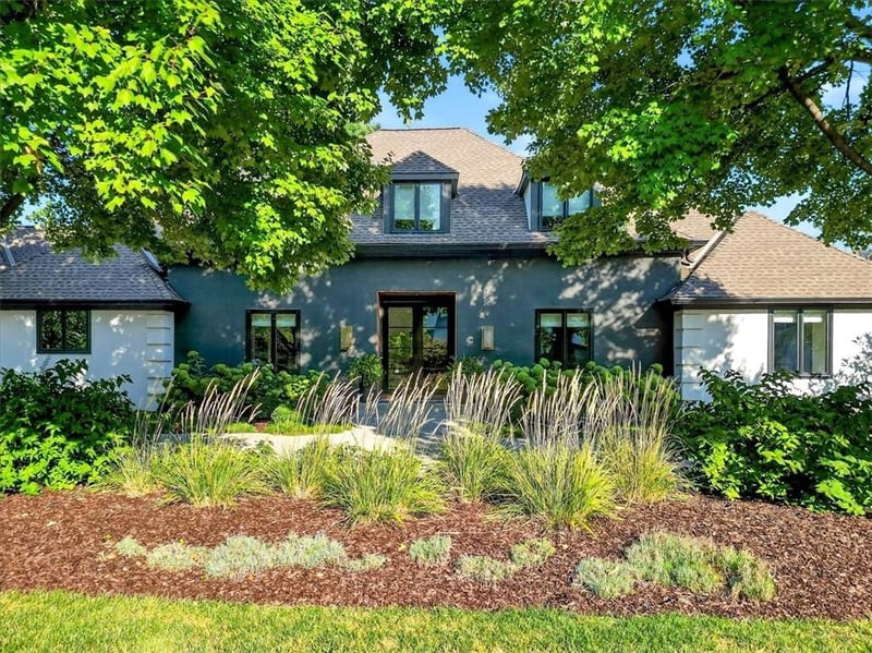 4612 W 88th St, Prairie Village, KS 66207