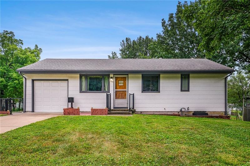 4915 Appleton Ave, Kansas City, MO 64133