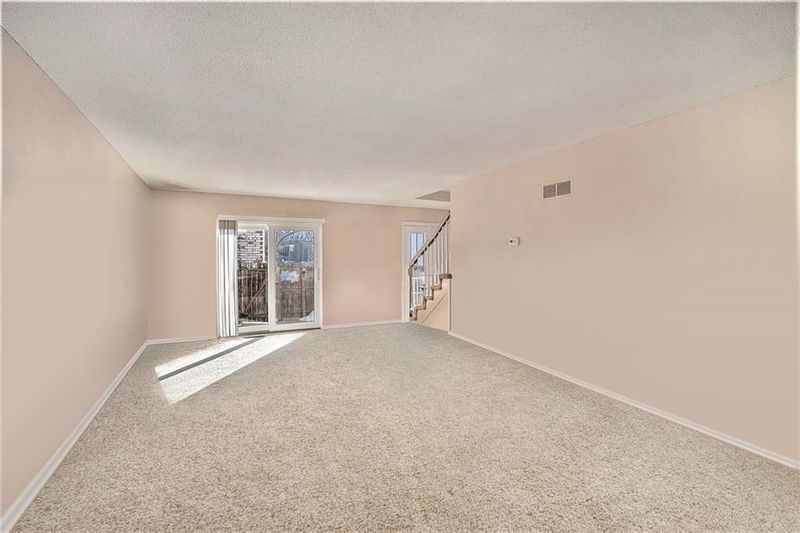 8564 W 85th St, Overland Park, KS 66212
