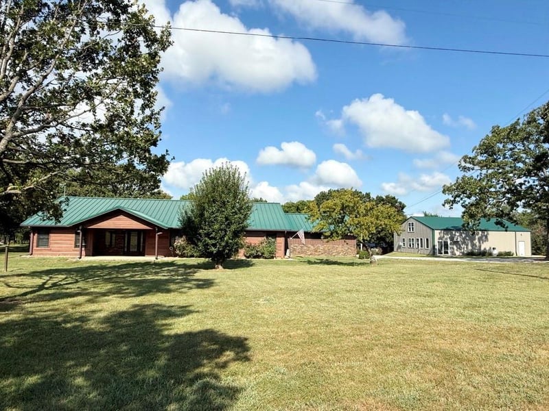 2401 NW 15 Rd, Osceola, MO 64776