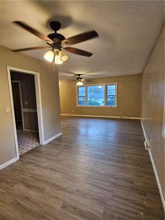 7414 E 110th St, Kansas City, MO 64134