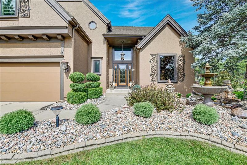 3904 W 128 St, Leawood, KS 66209
