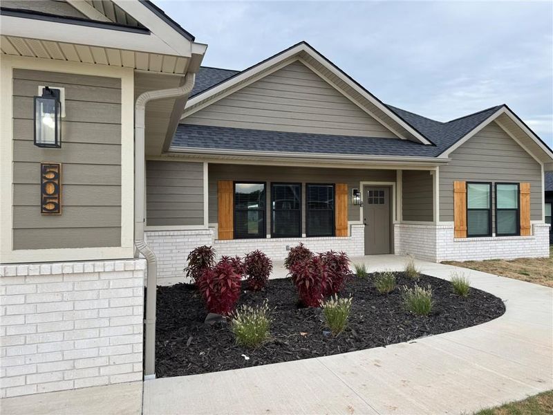 505 N Edgewood Dr, Coffeyville, KS 67337
