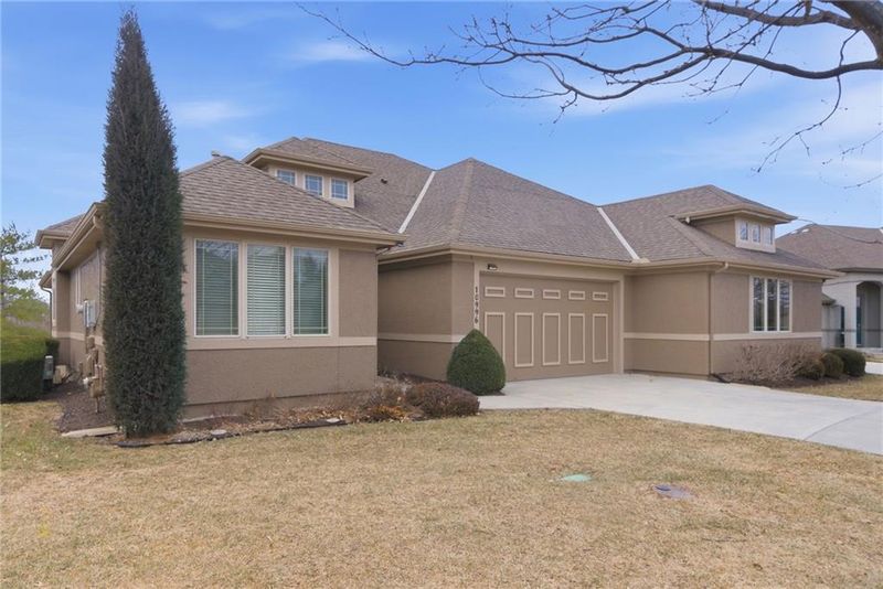 10996 S Parish St, Olathe, KS 66061