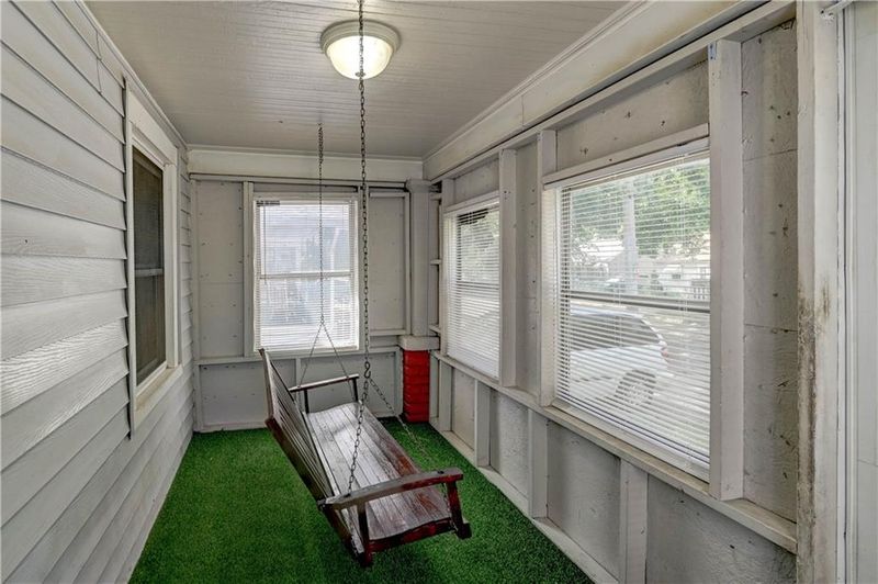 317 Topping Ave, Kansas City, MO 64123