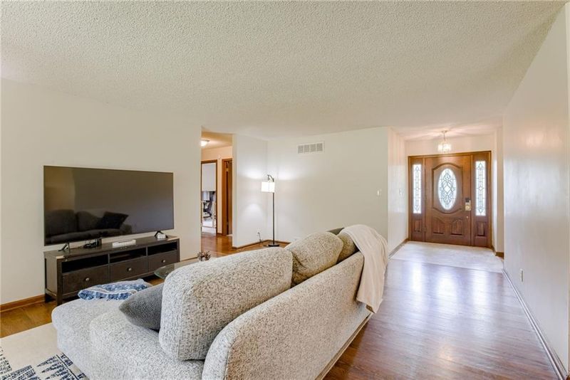 13100 E 53rd St, Kansas City, MO 64133