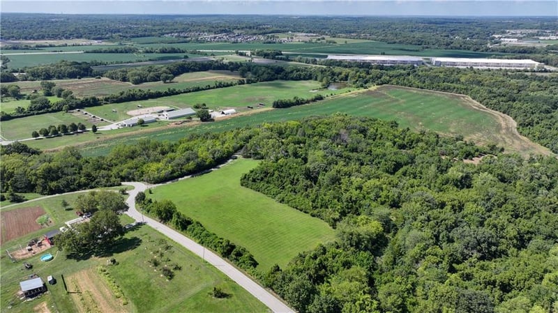 21708 E Eureka Rd, Independence, MO 64057