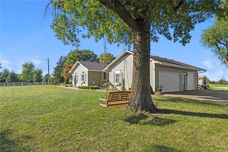23200 E 175th St, Pleasant Hill, MO 64080