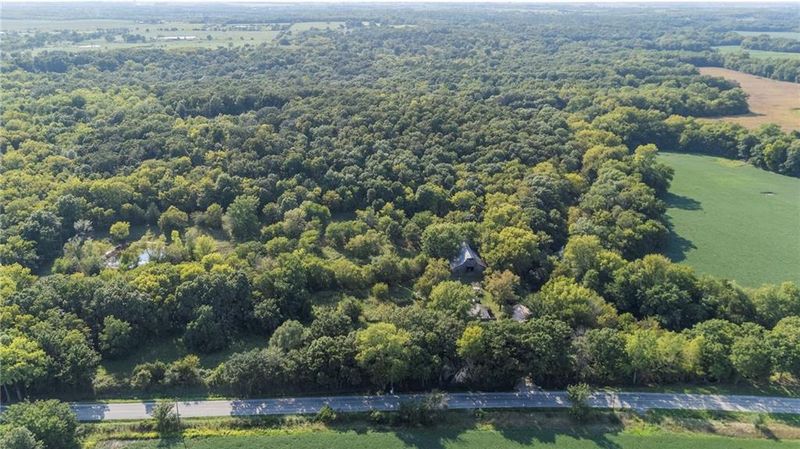 3572 Idaho Rd, Pomona, KS 66076