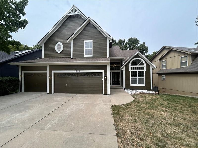 5642 N Ames Ave, Kansas City, MO 64151