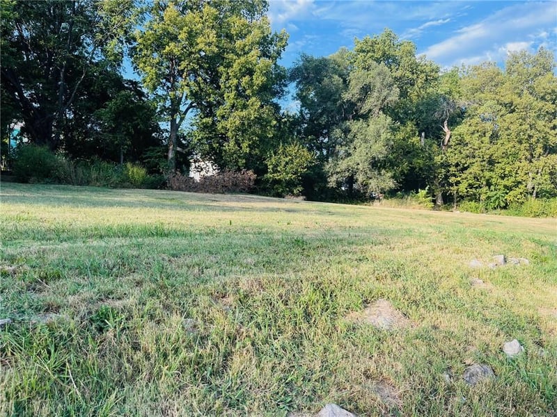 3816-3832 E 9th Ter, Kansas City, MO 64127