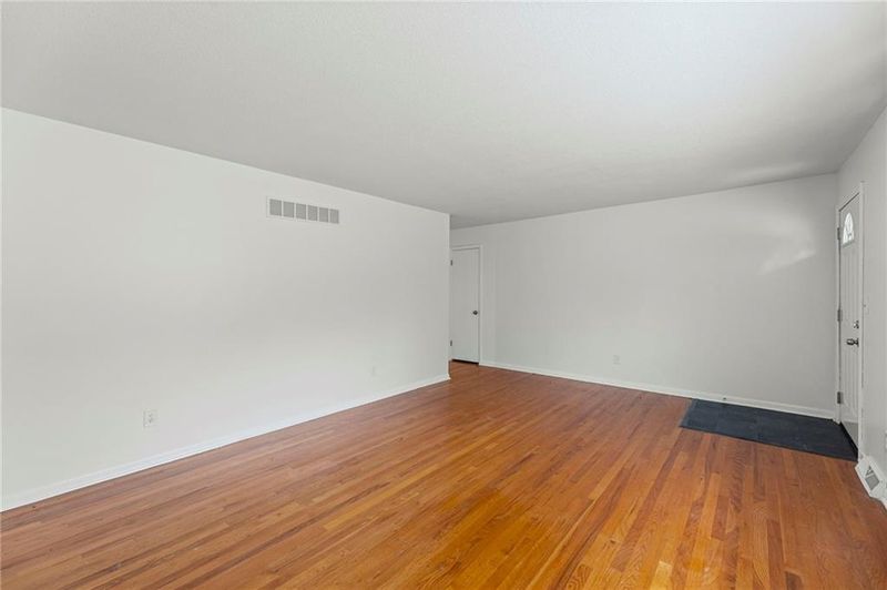 6207 Everett Ave, Kansas City, KS 66102