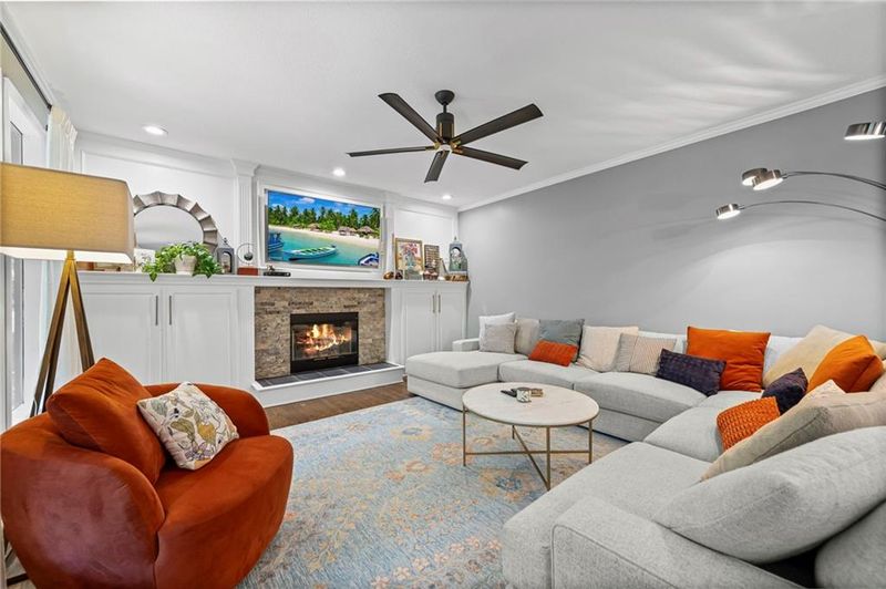 9013 W 148th St, Overland Park, KS 66221
