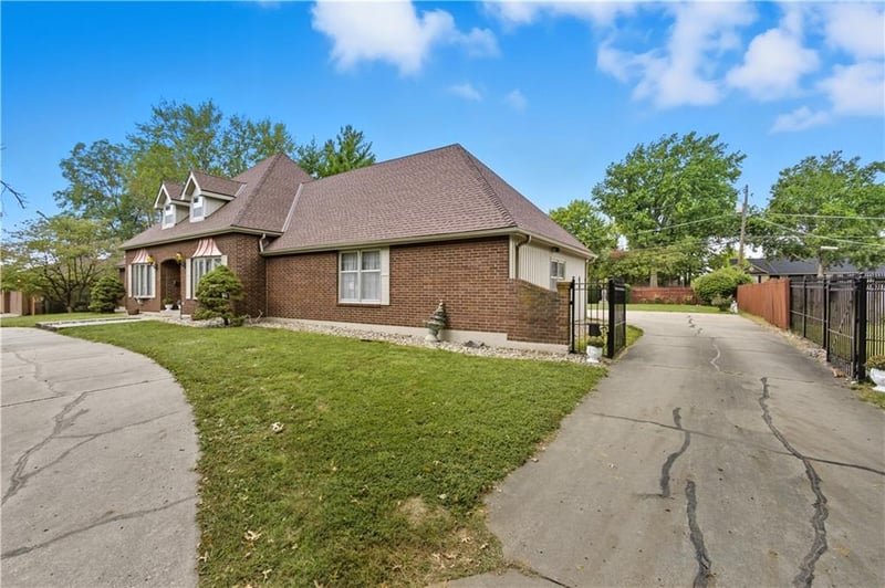 1122 N 81st Ter, Kansas City, KS 66112