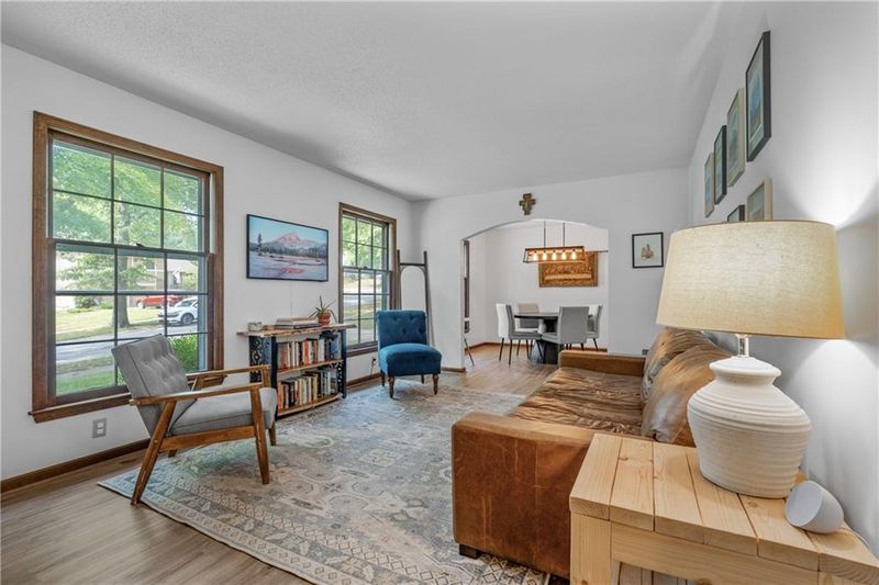 12917 Locust St, Kansas City, MO 64145