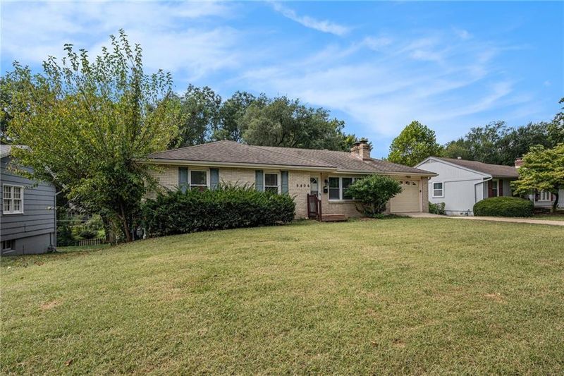 9406 Kessler Ln, Overland Park, KS 66212