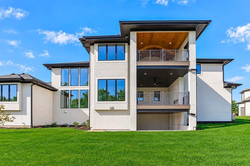 17325 Larsen St W, Overland Park, KS 66221