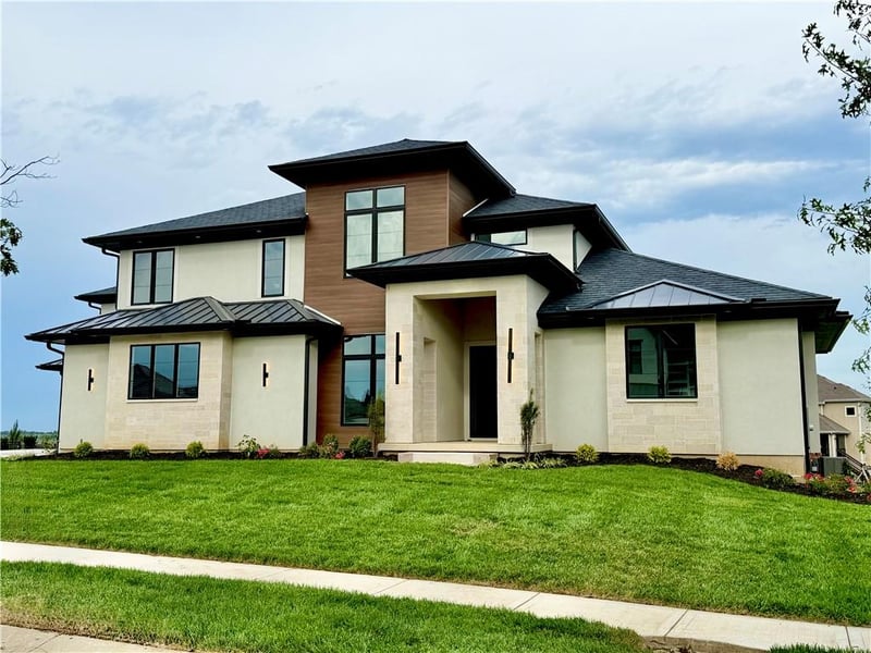 17325 Larsen St W, Overland Park, KS 66221