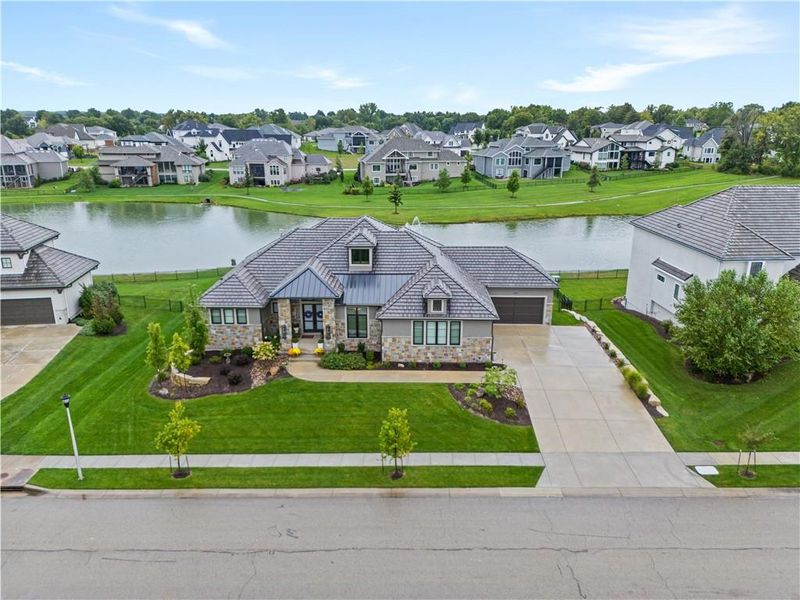 17217 Goddard St, Overland Park, KS 66221