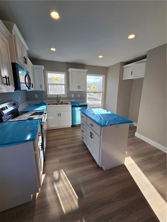 513 W Smith St, Spring Hill, KS 66083