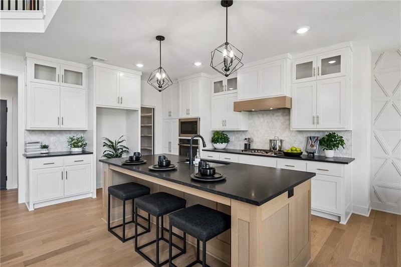 5154 NW 47th Ter, Riverside, MO 64150