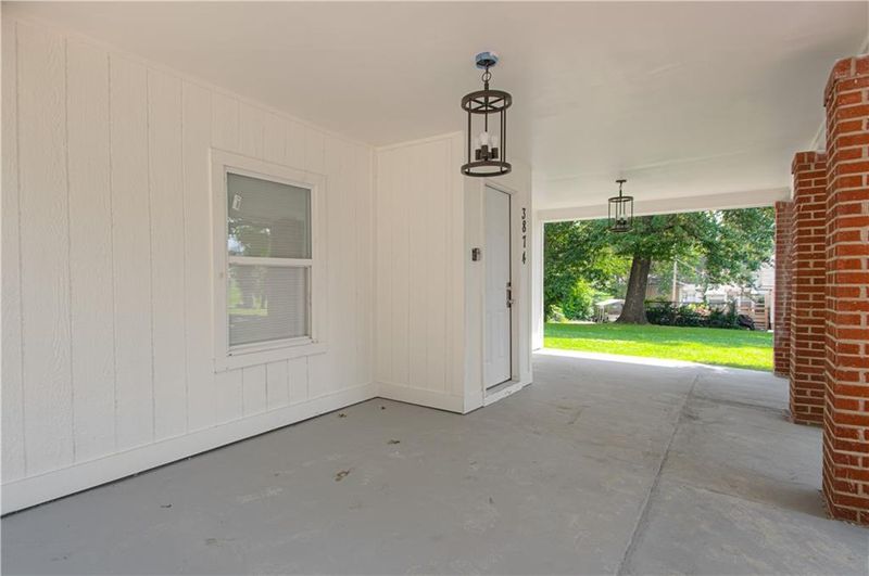 3874 E 63rd St, Kansas City, MO 64130