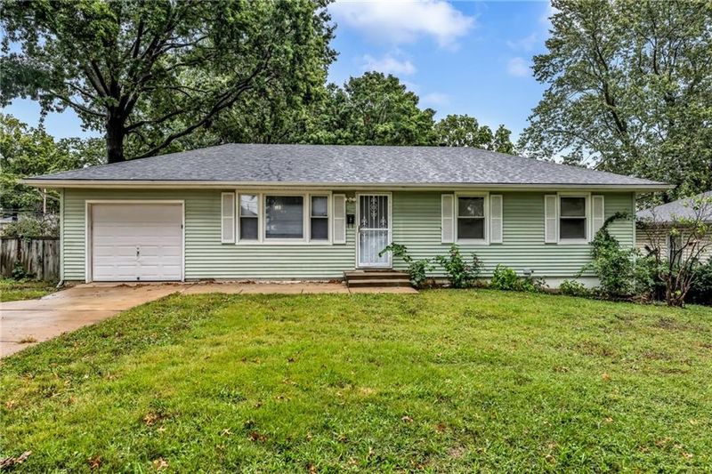 4811 Evanston Ave, Kansas City, MO 64133