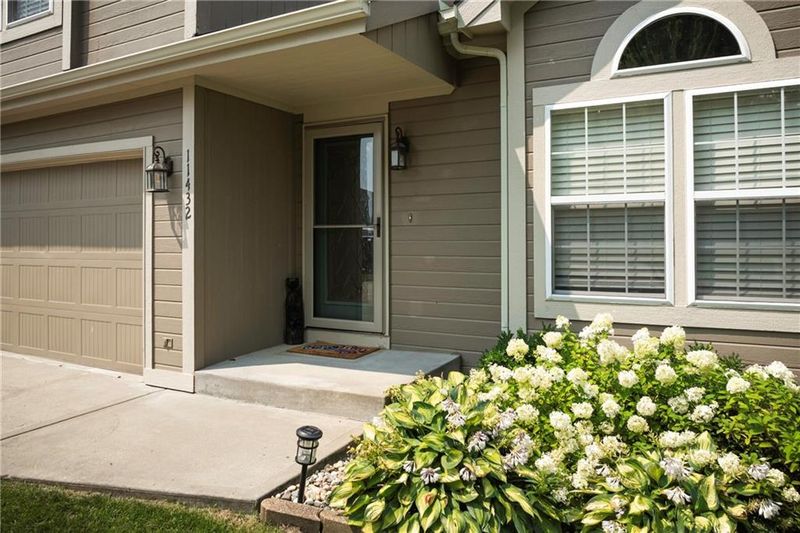 11432 N Ewing Ave, Kansas City, MO 64156