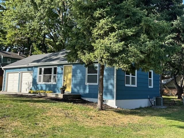 3604 Summit St, Kansas City, MO 64111