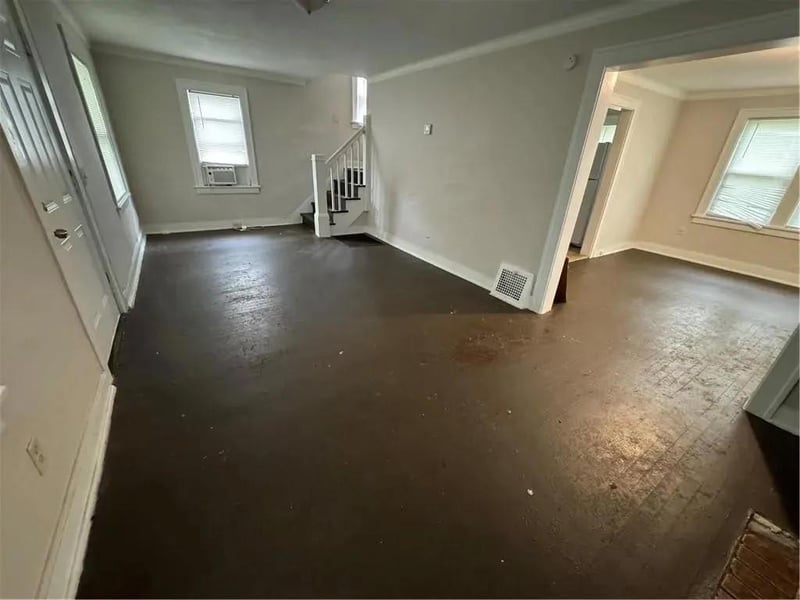 5107 Olive St, Kansas City, MO 64130