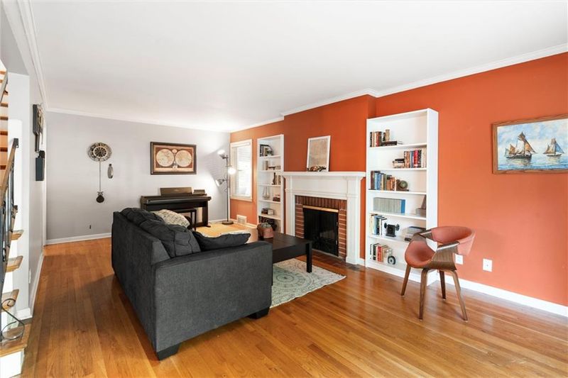 803 E 80th St, Kansas City, MO 64131