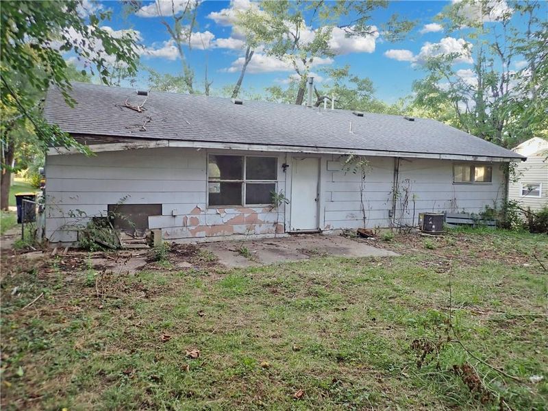 11207 Oakland Ave, Kansas City, MO 64134