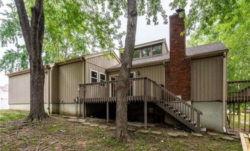 8237 N Chatham Ave, Kansas City, MO 64151