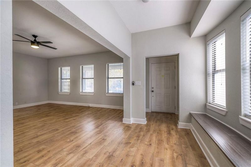 220 W Armour Blvd, Kansas City, MO 64111