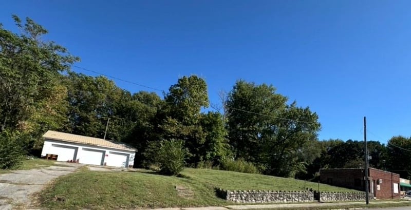 601 Hall St, St Joseph, MO 64501