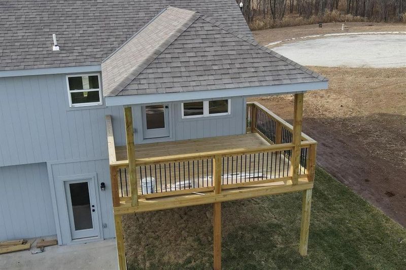 103 Sally Cir, Dearborn, MO 64439