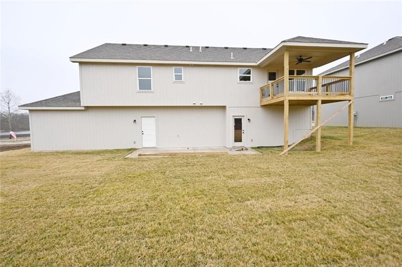103 Johnson Cir, Dearborn, MO 64439