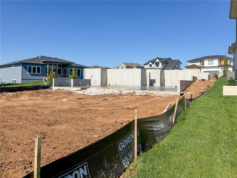 21925 W 99th Ter, Lenexa, KS 66220