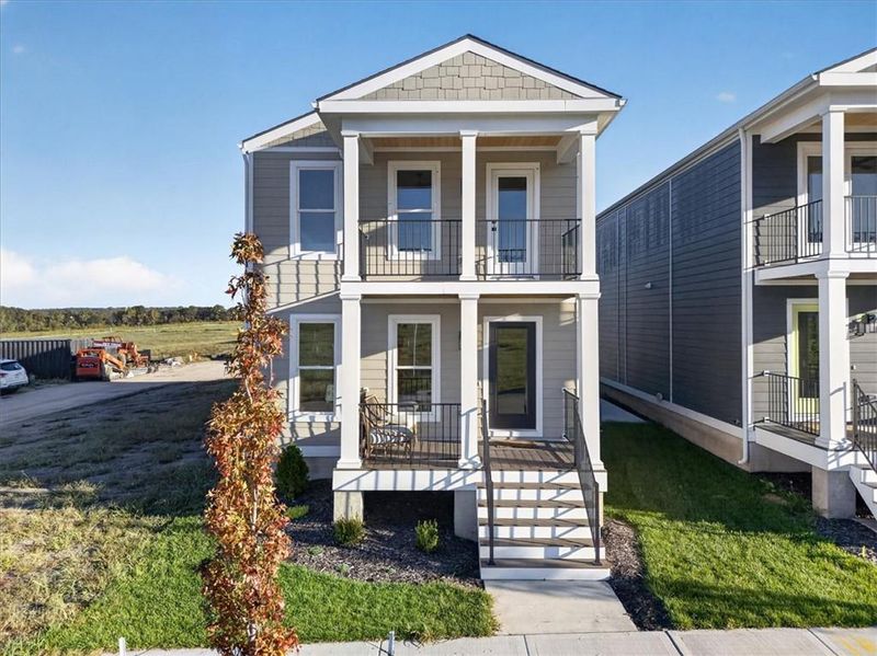 23706 E 11th St S, Blue Springs, MO 64056