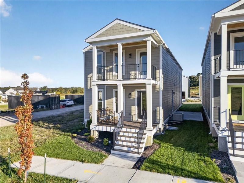 23706 E 11th St S, Blue Springs, MO 64056